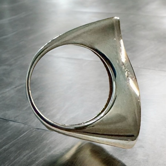 VTG | Rhinestone Sterling Silver Ring (6.75) - Picture 3 of 8